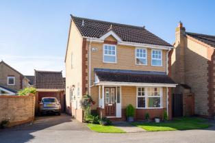 detached house for sale in cowslip drive, little thetford cb6